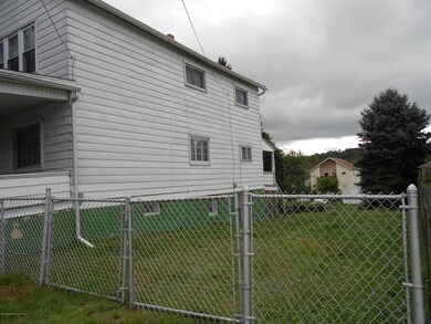 830 Beech St, Scranton, PA 18505 - photo 4