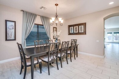 Formal Dining