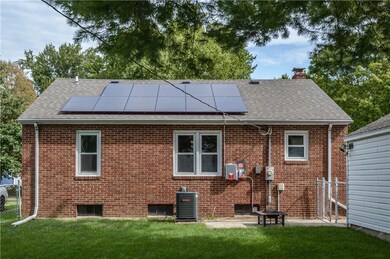 3013 Champaign Ave, Mattoon, IL 61938 - photo 4