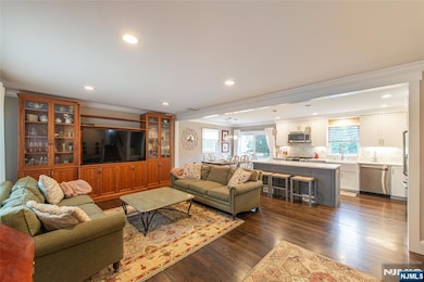 16 Hemlock St, Waldwick, NJ 07463 - photo 4