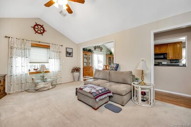 193 Sportsmans Ave, Freeport, NY 11520 - photo 7