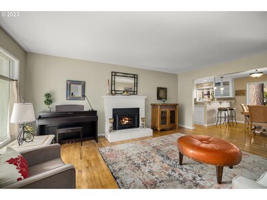 12645 SW Park Way, Portland, OR 97225 - photo 6