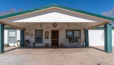 1850 W Kings Ct, Paulden, AZ 86334 - photo 2