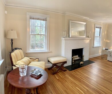 142 Oakland St, Wellesley Hills, MA 02481 - photo 7