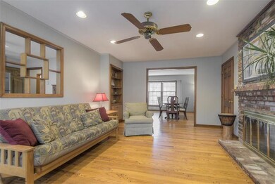 6808 Mastin Dr, Shawnee, KS 66203 - photo 5