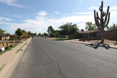 863 N Lesueur, Mesa, AZ 85203 - photo 2