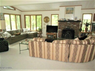 144 Rodeo Dr, Lords Valley, PA 18428 - photo 4