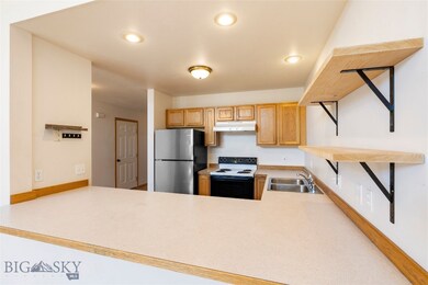 Kitchen with counter seating
