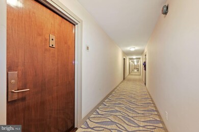 Riverside unit A113, Washington, DC 20024 - photo 5