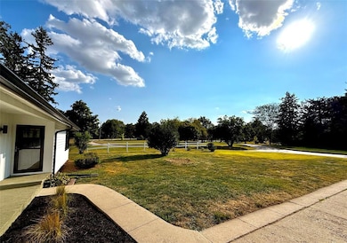 1620 Broad St, Grinnell, IA 50112 - photo 4