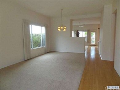 Living/Dining combination from entry