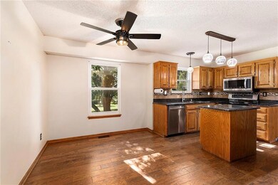 704 Lark St, Raymore, MO 64083 - photo 7