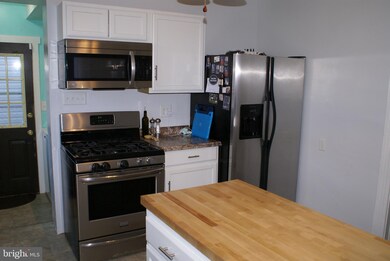 373 W Queen St, Chambersburg, PA 17201 - photo 3