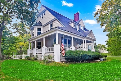 61 West St, Whitesboro, NY 13492 - photo 3