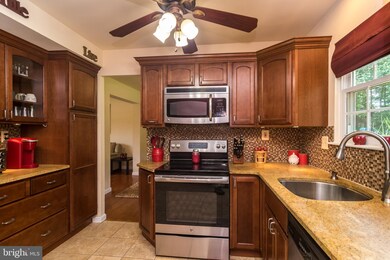 143 Bishop Dr, Norristown, PA 19403 - photo 6