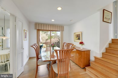 2431 Lexington Rd, Falls Church, VA 22043 - photo 6