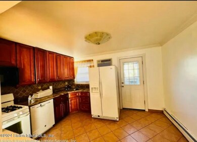 33 Fletcher St, Staten Island, NY 10305 - photo 7