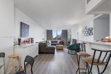 Parkview Point Condos unit 4M, Miami Beach, FL 33141 - photo 7