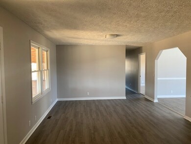 104 Ligon Dr, Shelbyville, TN 37160 - photo 6