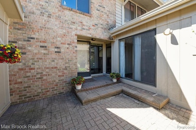 Nice brick approach