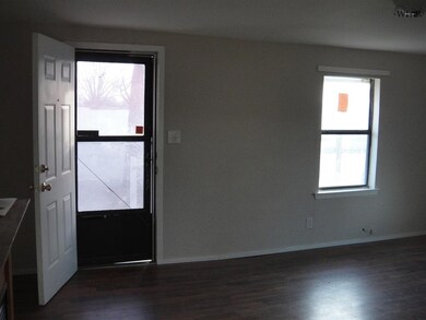 1220 31st St, Wichita Falls, TX 76302 - photo 2