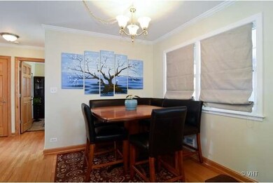 1216 Wayne Dr, Des Plaines, IL 60018 - photo 4