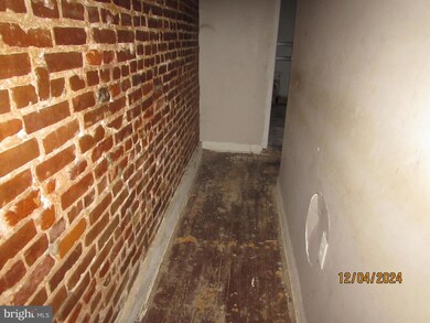 1921 Clifton Ave, Baltimore, MD 21217 - photo 2