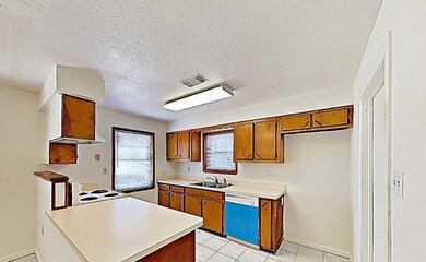 29307 Brookchase Dr, Spring, TX 77386 - photo 5