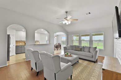 702 Rim Water Dr, Alvin, TX 77511 - photo 6