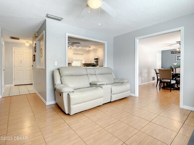 624 Devon Street-19