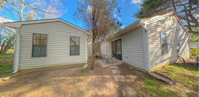 25 Farragut Square, Freehold, NJ 07728 - photo 5