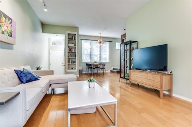 4006 Holland Ave unit C, Dallas, TX 75219 - photo 2