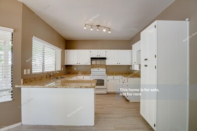 1670 E Rock Creek Cir, Chandler, AZ 85225 - photo 2