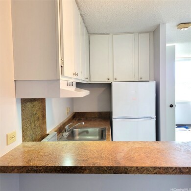 Pearlridge Square unit 2301, Aiea, HI 96701 - photo 3