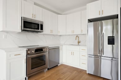 78 Harman St unit 4-F, Brooklyn, NY 11221 - photo 3