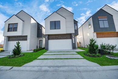 9146 Besos Ln, Houston, TX 77051 - photo 3