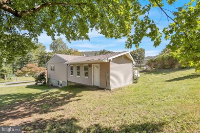 510 Spring Valley Rd, Reading, PA 19604 - photo 4