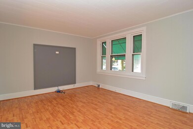 205 Olive St, Reading, PA 19611 - photo 6