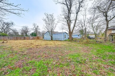 3407 Broyles St, Houston, TX 77026 - photo 3