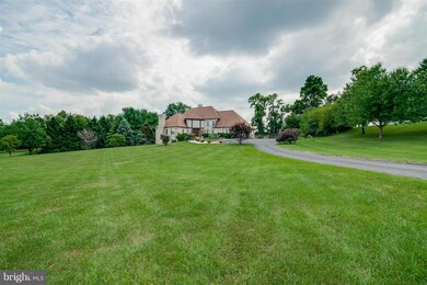 6347 Winpenny Dr, Frederick, MD 21702 - photo 3