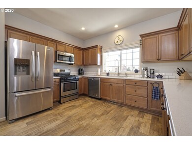 1243 35th Ave, Forest Grove, OR 97116 - photo 5