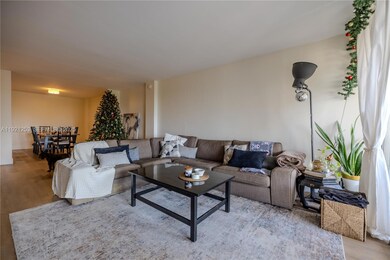 2810 N 46th Ave unit F662, Hollywood, FL 33021 - photo 3