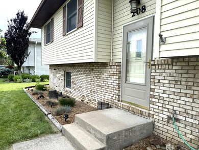 208 Locust Ave S, Hebron, IN 46341 - photo 2