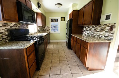 8716 Cottage Grove Ave, Highland, IN 46322 - photo 5