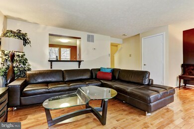 9611 Glendower Ct, Laurel, MD 20723 - photo 6