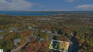 4885 Grayhawk Blvd unit 16, Traverse City, MI 49684 - photo 2