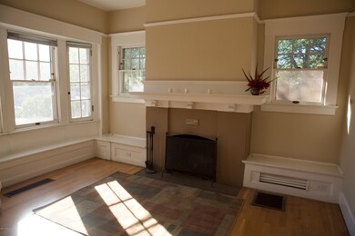LIVING ROOM WITH FIREPLACE