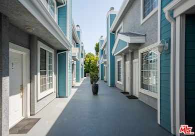 13030 Moorpark St unit 3, Studio City, CA 91604 - photo 2