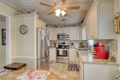 26 Hancock Dr unit A, Whiting, NJ 08759 - photo 2