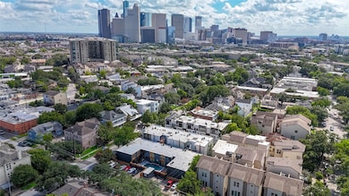 2703 Mason St unit 13, Houston, TX 77006 - photo 3